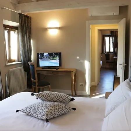Aparthotel Borgo Di Cellaia With Pool & 4*