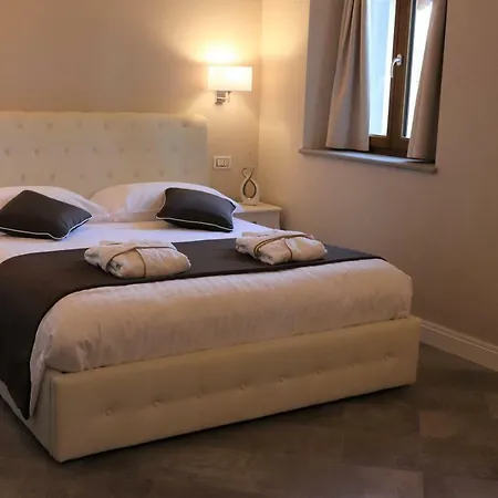 Aparthotel Borgo Di Cellaia With Pool & Dicomano