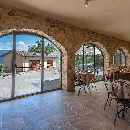 Borgo Di Cellaia With Pool & 4*