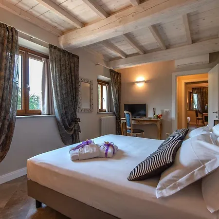 Borgo Di Cellaia & *
