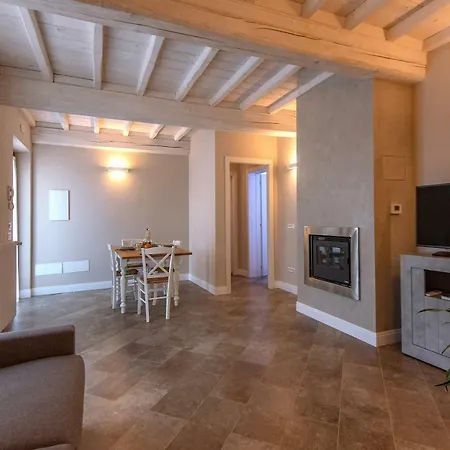 Borgo Di Cellaia & Aparthotel