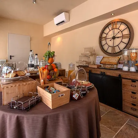Borgo Di Cellaia & Aparthotel Dicomano