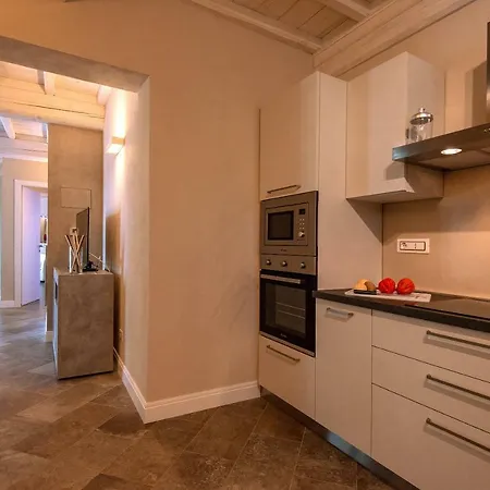 Borgo Di Cellaia & Aparthotel