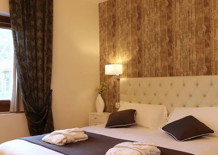 Borgo Di Cellaia With Pool & 4*