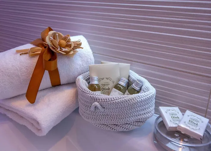 Borgo Di Cellaia With Pool & 4* Dicomano