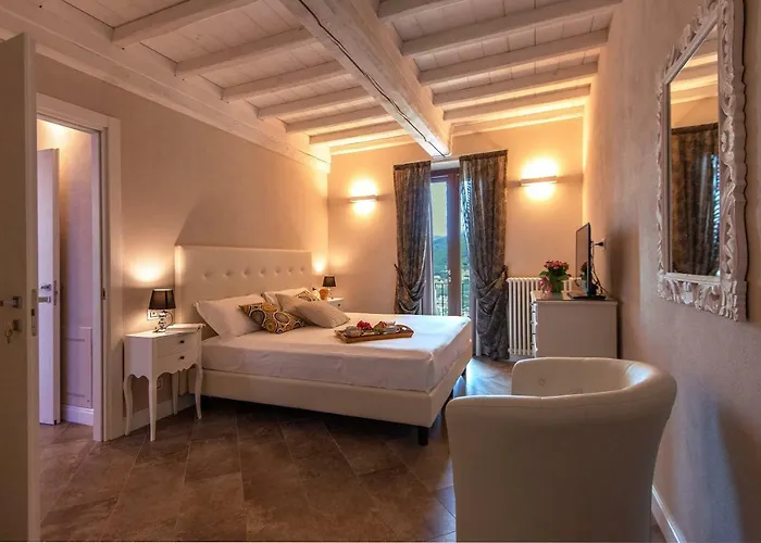 Borgo Di Cellaia With Pool & 公寓式酒店 4*
