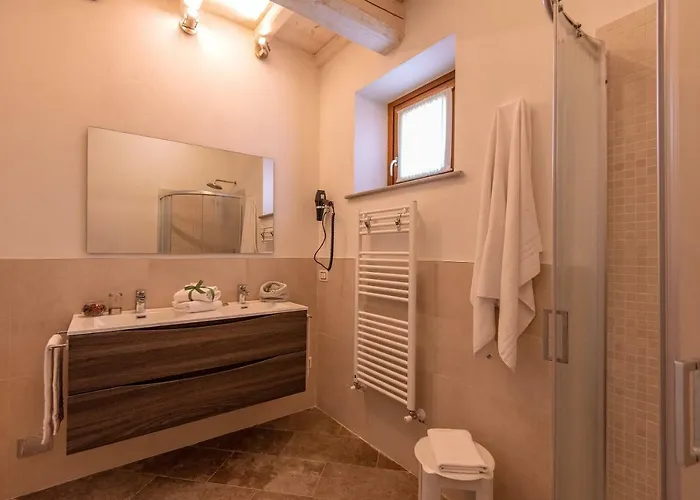 Borgo Di Cellaia With Pool & 公寓式酒店 4*