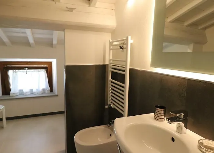 公寓式酒店 Borgo Di Cellaia With Pool & Dicomano